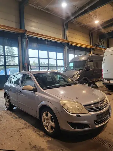 Opel Astra 2007 photo 2