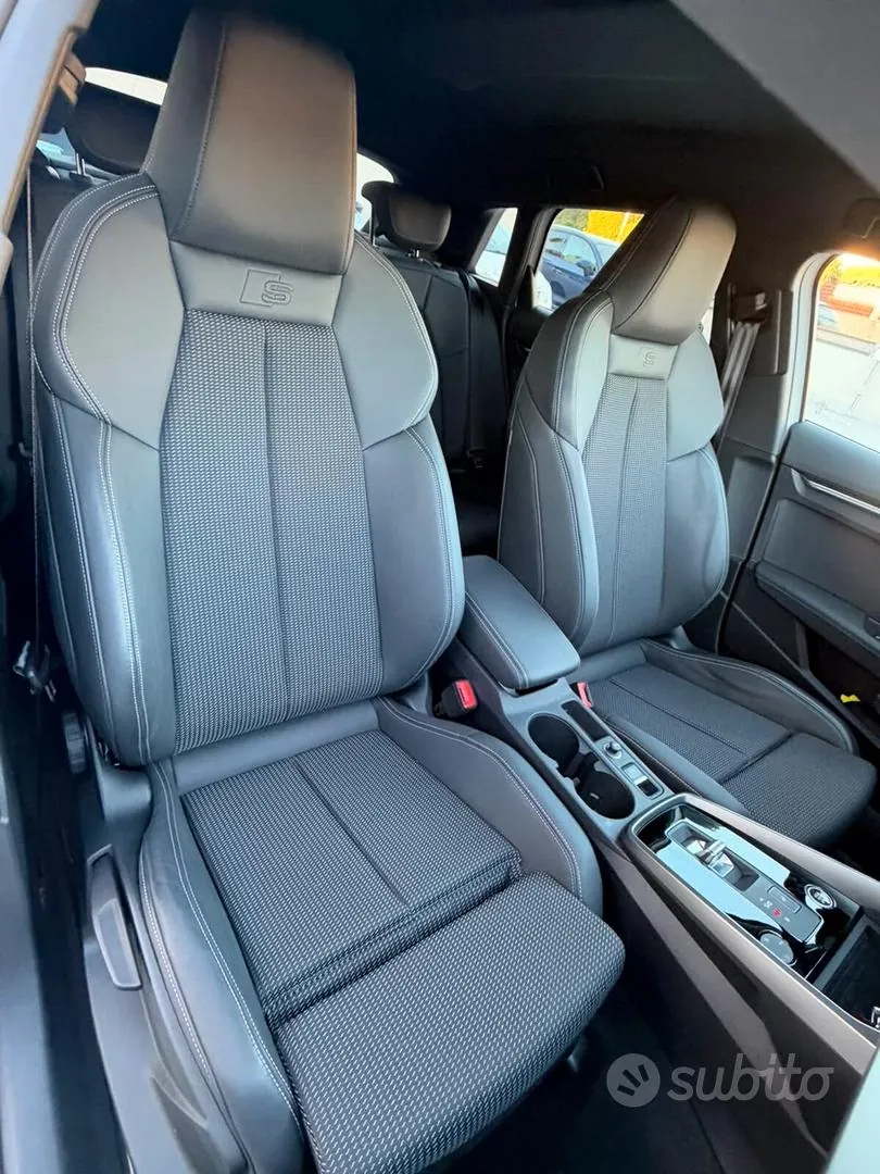 Audi A3 2024 photo 2