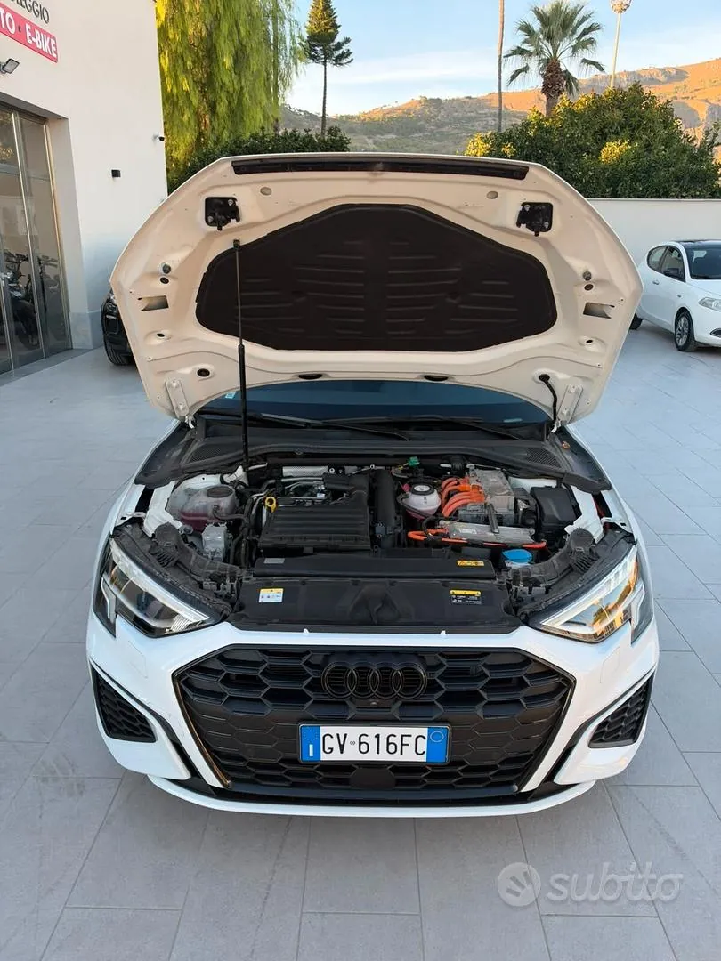 Audi A3 2024 photo 3