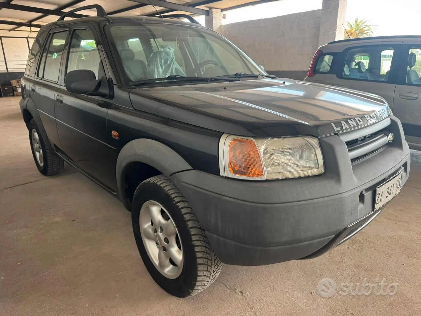 Land Rover Freelander 2000 photo 3