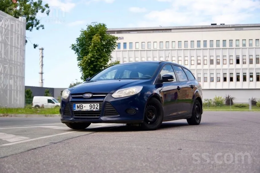 Ford Focus 2013 photo 3