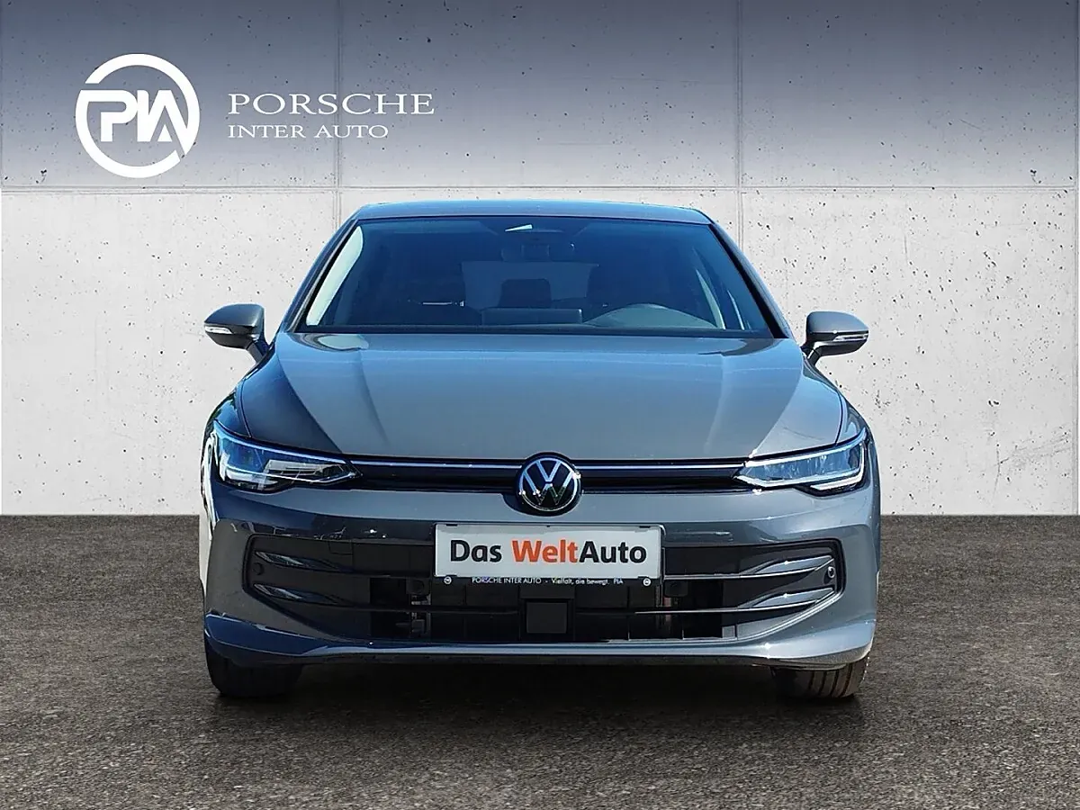 Volkswagen Golf 2026 photo 2