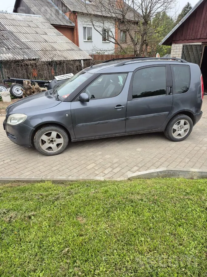 Skoda Roomster 2008 photo 4