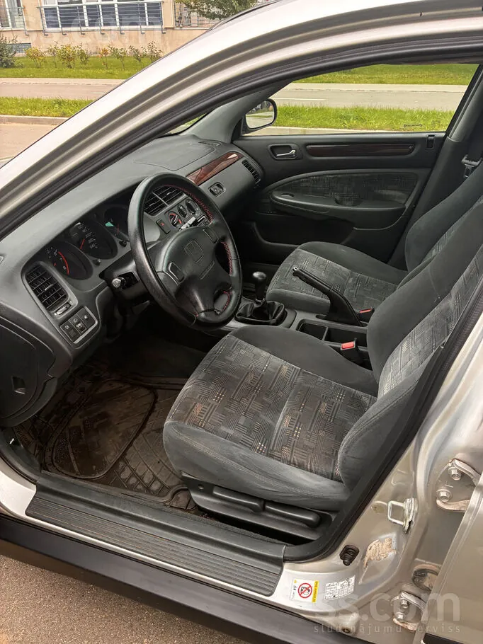 Honda Accord 1999 photo 5