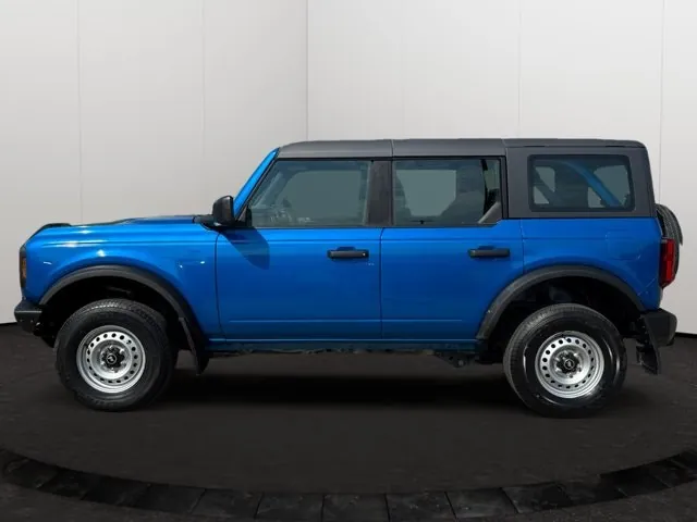 Ford Bronco 2022 photo 3