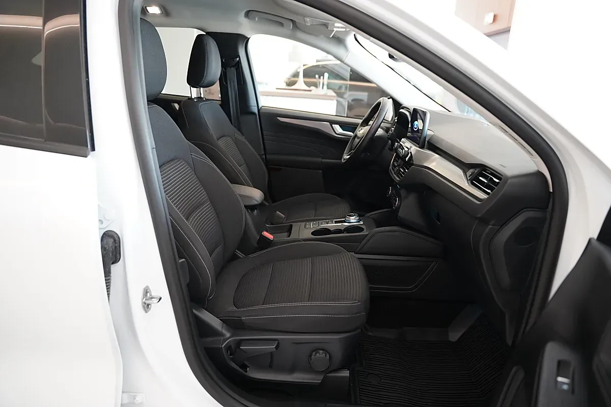 Ford Kuga 2023 photo 3