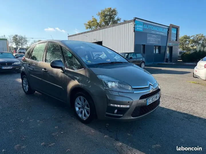 Citroen C4 Picasso 2012 photo 5