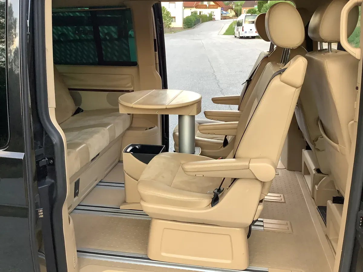 Volkswagen Multivan 2005 photo 3