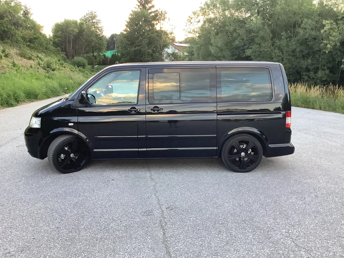 Volkswagen Multivan 2005 photo 2