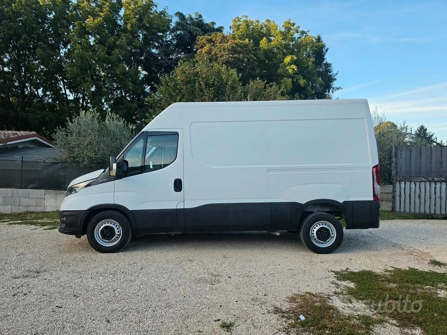 Iveco Daily 2021 photo 5