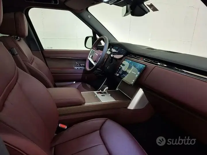 Land Rover Range Rover 2026 photo 3