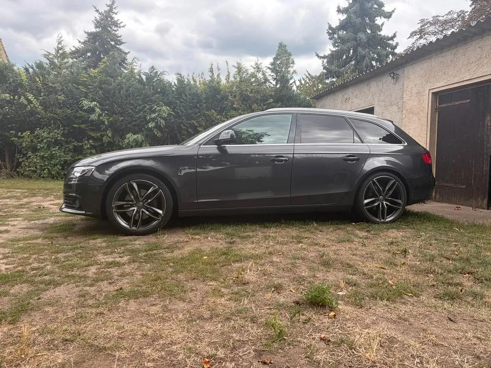Audi A4 B8 Avant