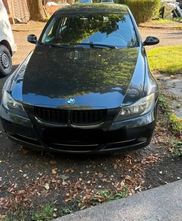 BMW 320I