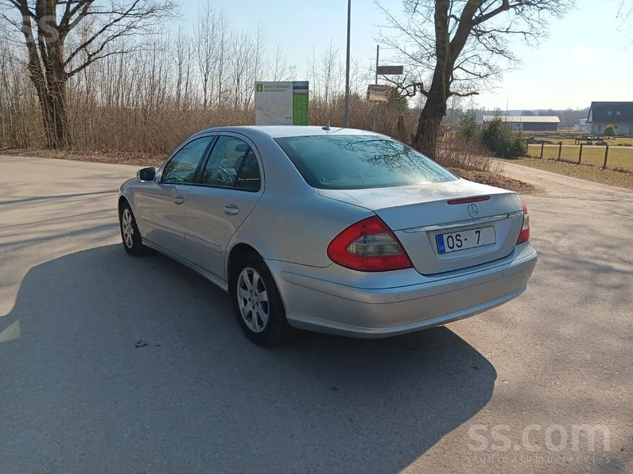 Mercedes-Benz E280 2007 photo 3