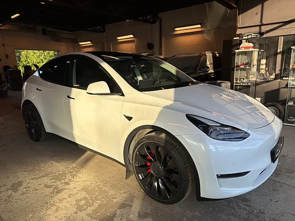Tesla Model Y 2022 photo 5