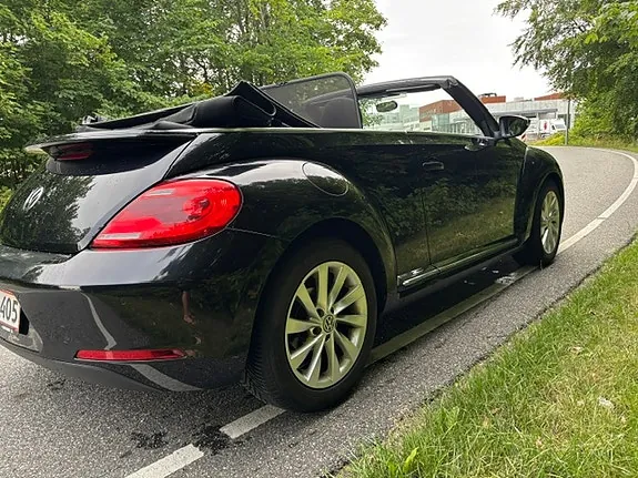 Volkswagen Beetle 2015 photo 5