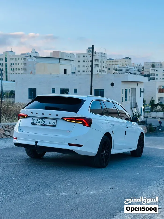 Skoda Octavia 2021 photo 2