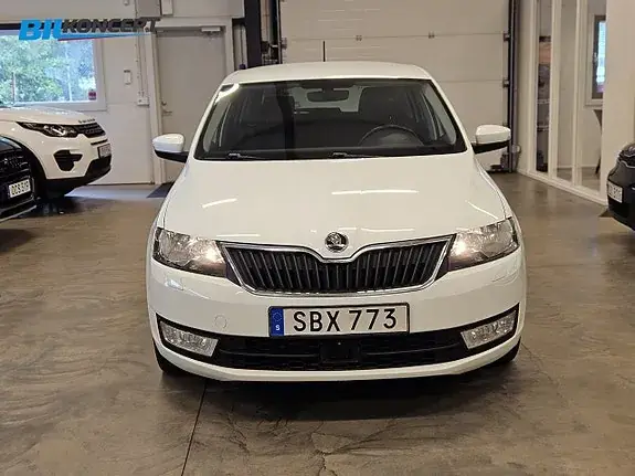 Skoda Rapid 2016 photo 2