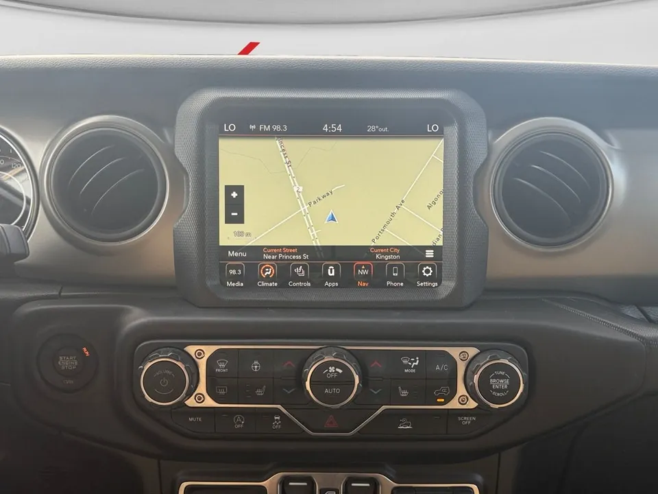 Jeep Wrangler 2023 photo 2