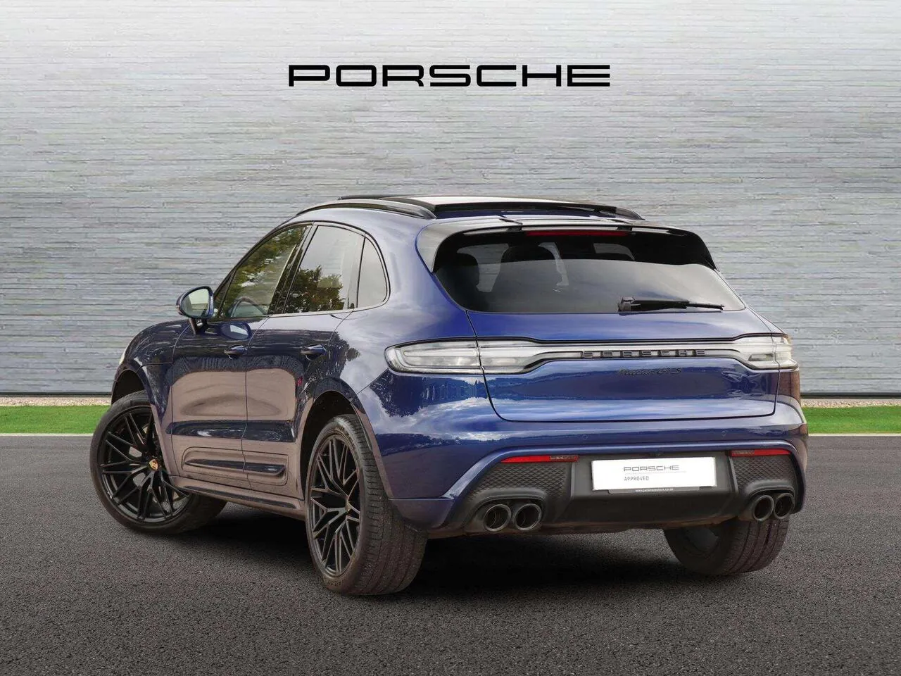 Porsche Macan 2024 photo 2