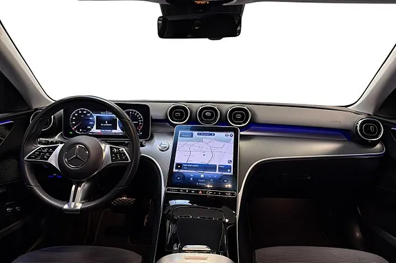 Mercedes-Benz C300 2023 photo 5