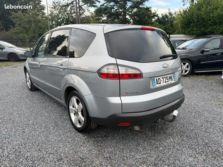 Ford S-Max 2009 photo 4