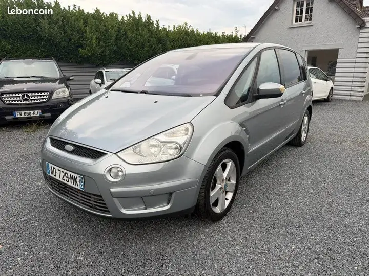Ford S-Max
