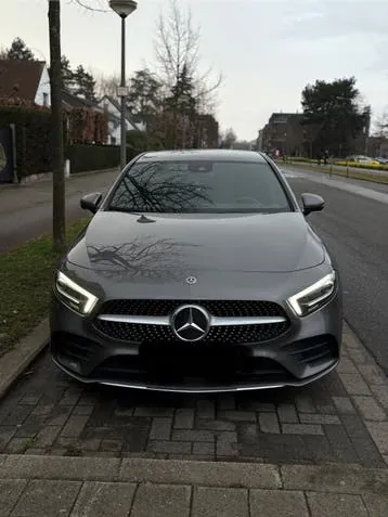 Mercedes-Benz A200