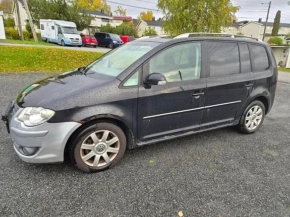 Volkswagen Touran 2008 photo 3