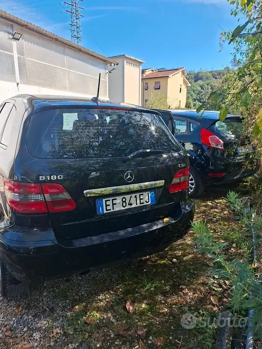 Mercedes-Benz B180 2010 photo 4