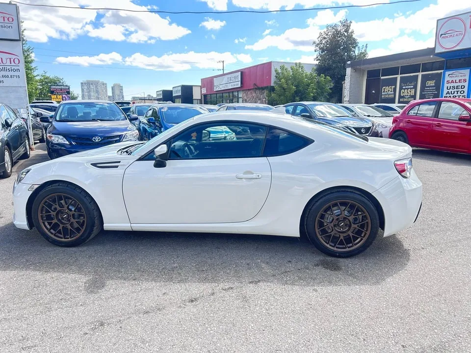 Subaru Brz 2016 photo 2