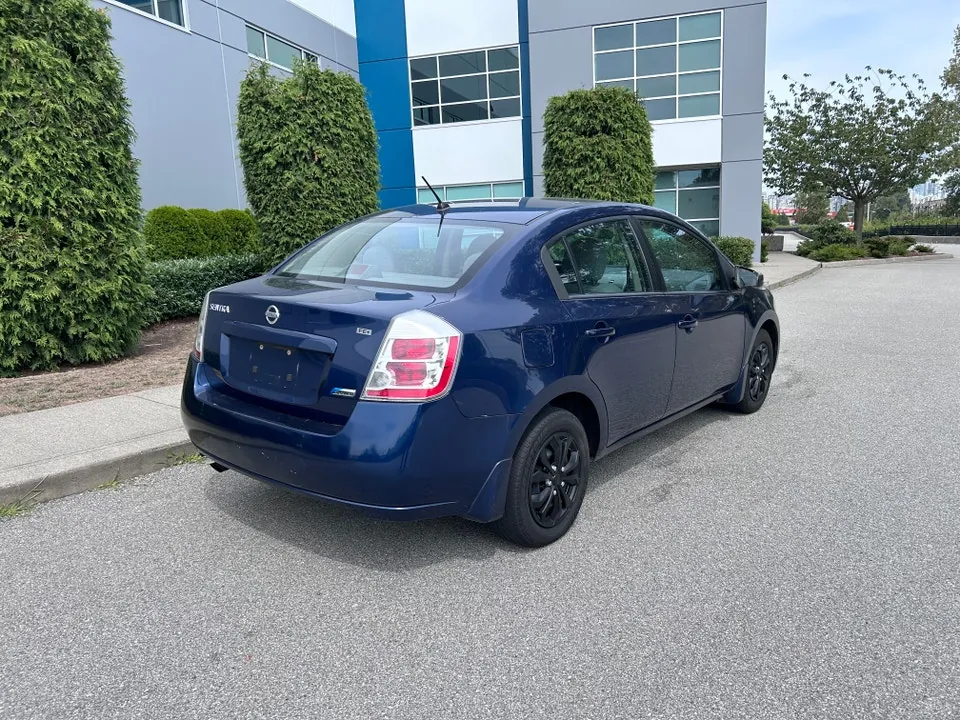Nissan Sentra 2009 photo 3