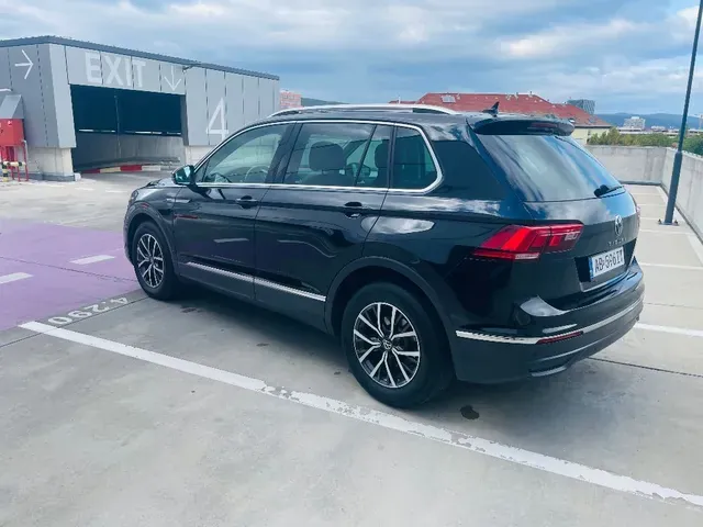 Volkswagen Tiguan 2021 photo 3