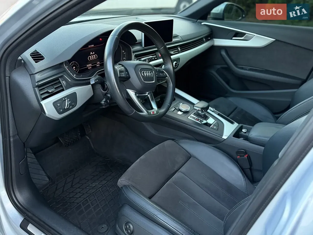 Audi A4 2018 photo 4