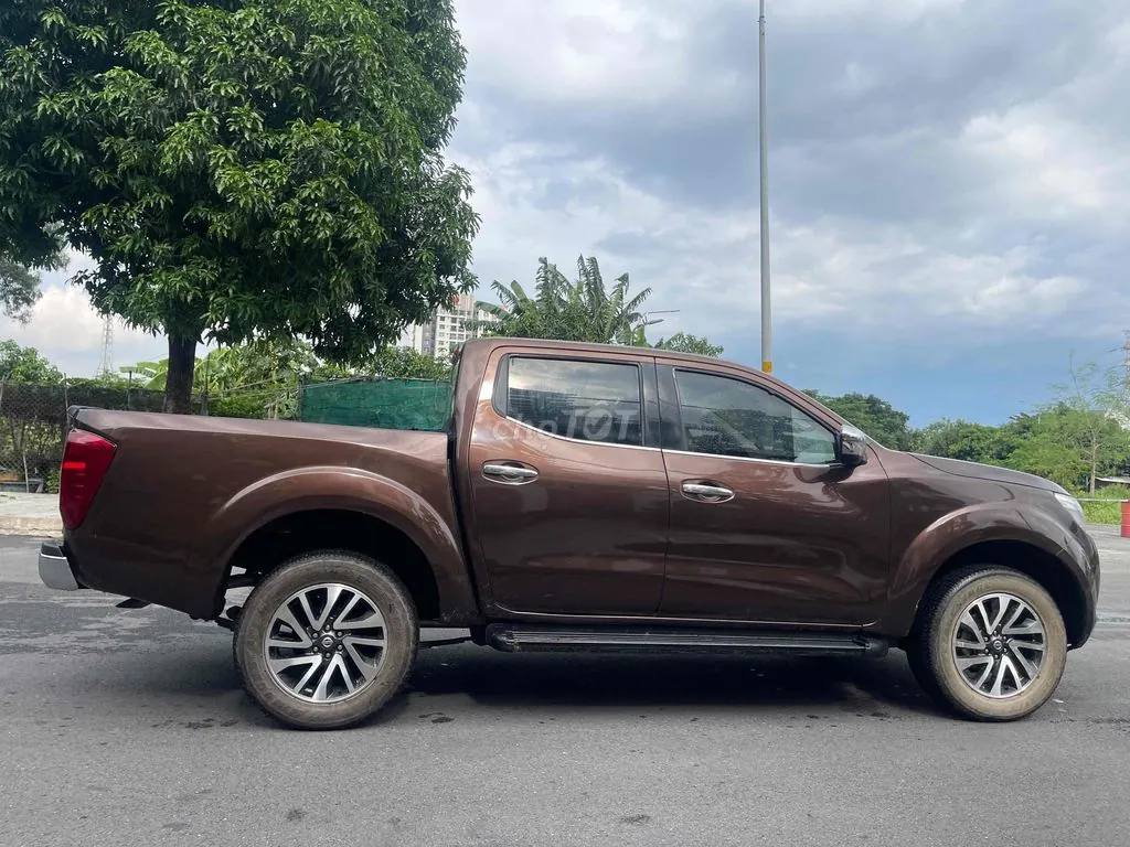 Nissan Navara 2015 photo 5