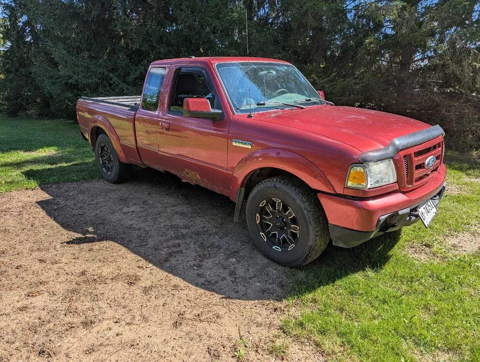 Ford Ranger 2010 photo 2
