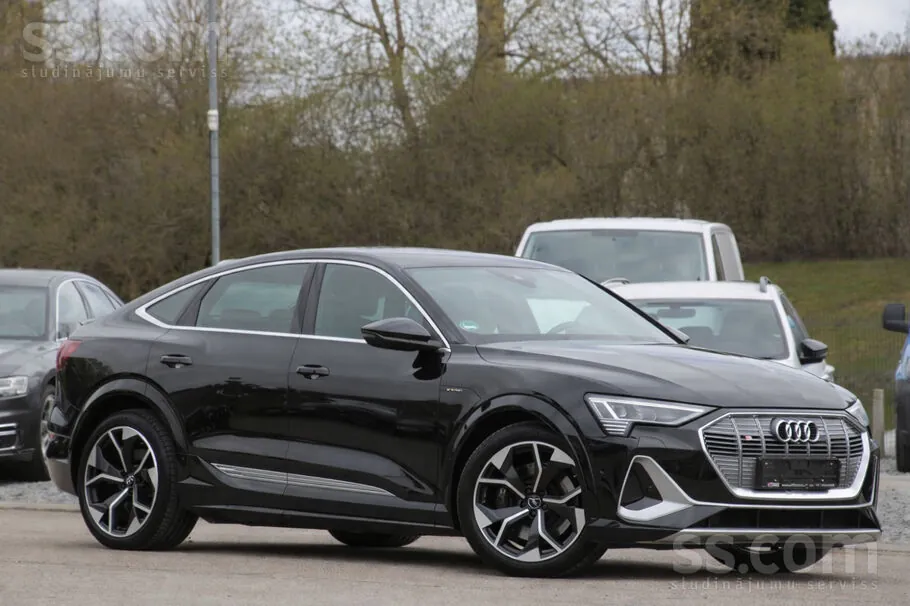 Audi E-Tron S 2021 photo 3