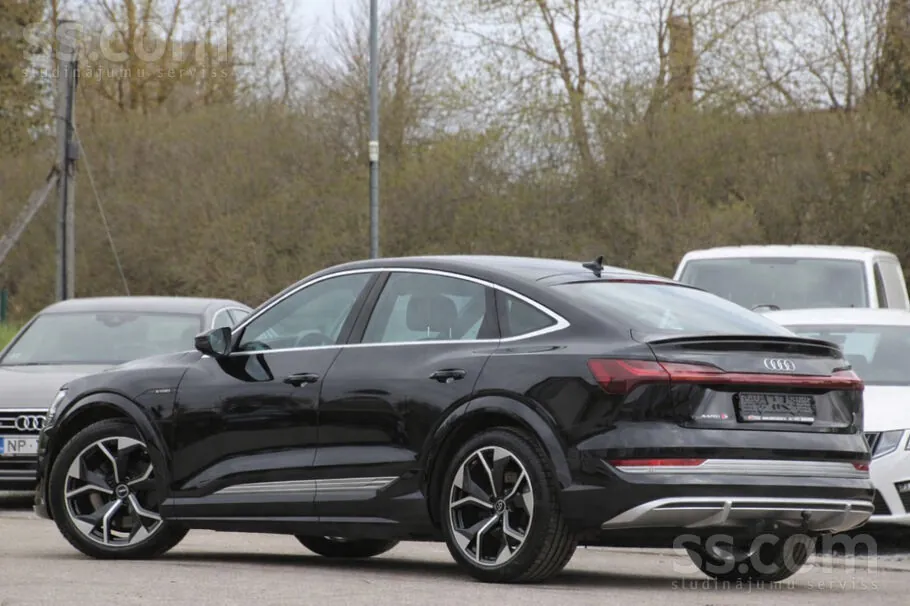 Audi E-Tron S 2021 photo 4