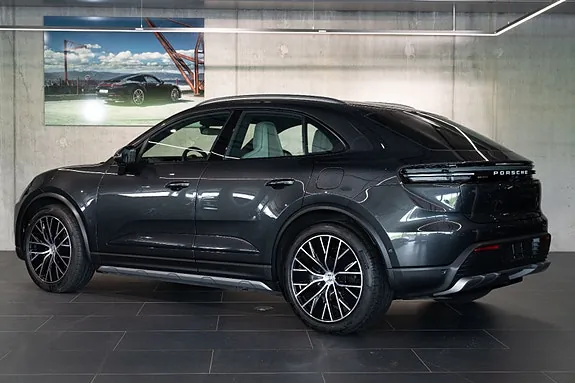 Porsche Macan 2026 photo 3