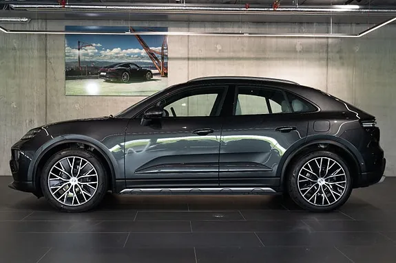 Porsche Macan 2026 photo 2