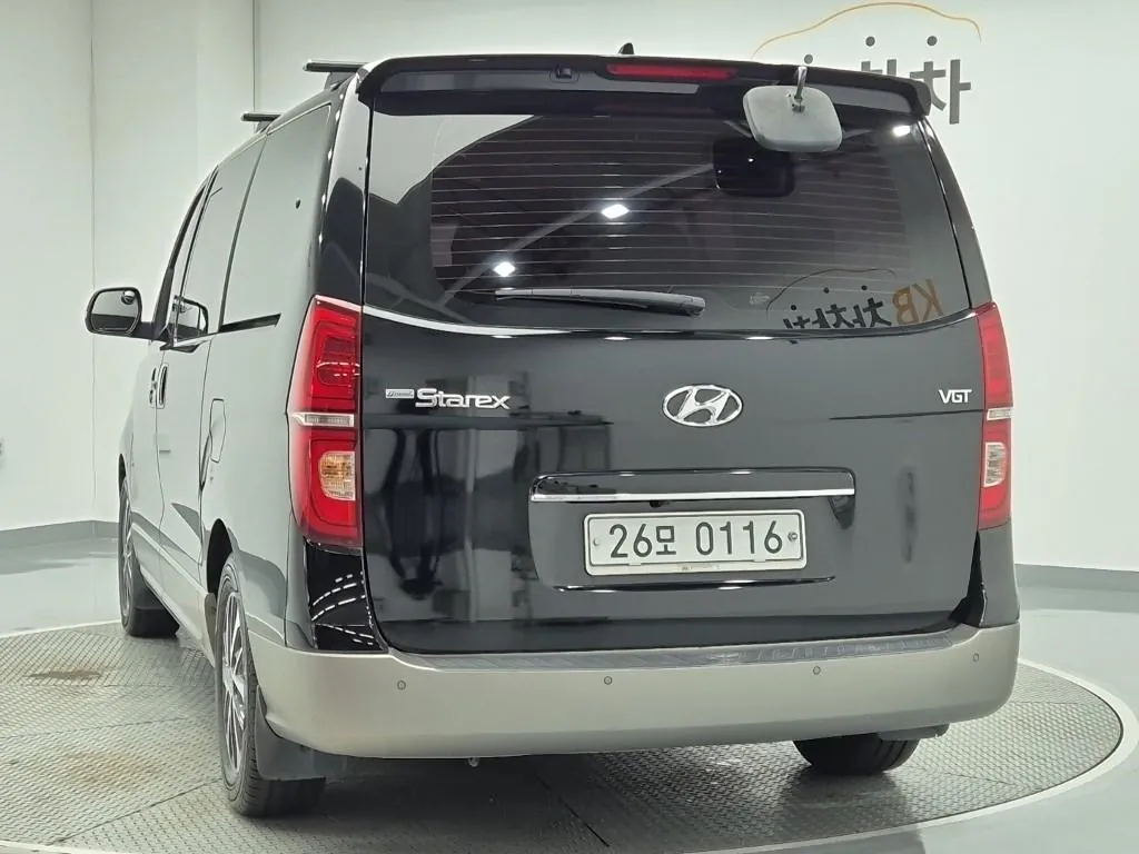 Hyundai Grand Starex 2019 photo 2