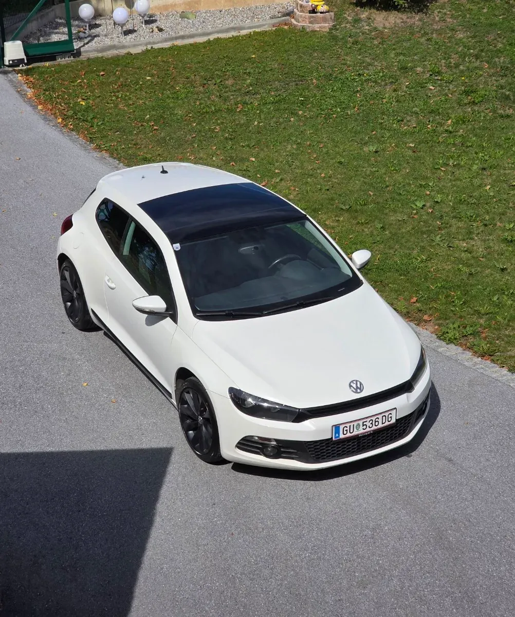Volkswagen Scirocco 2009 photo 3