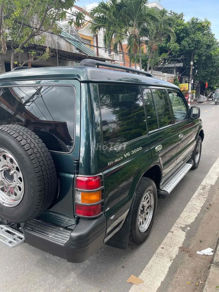 Mitsubishi Pajero 2003 photo 3