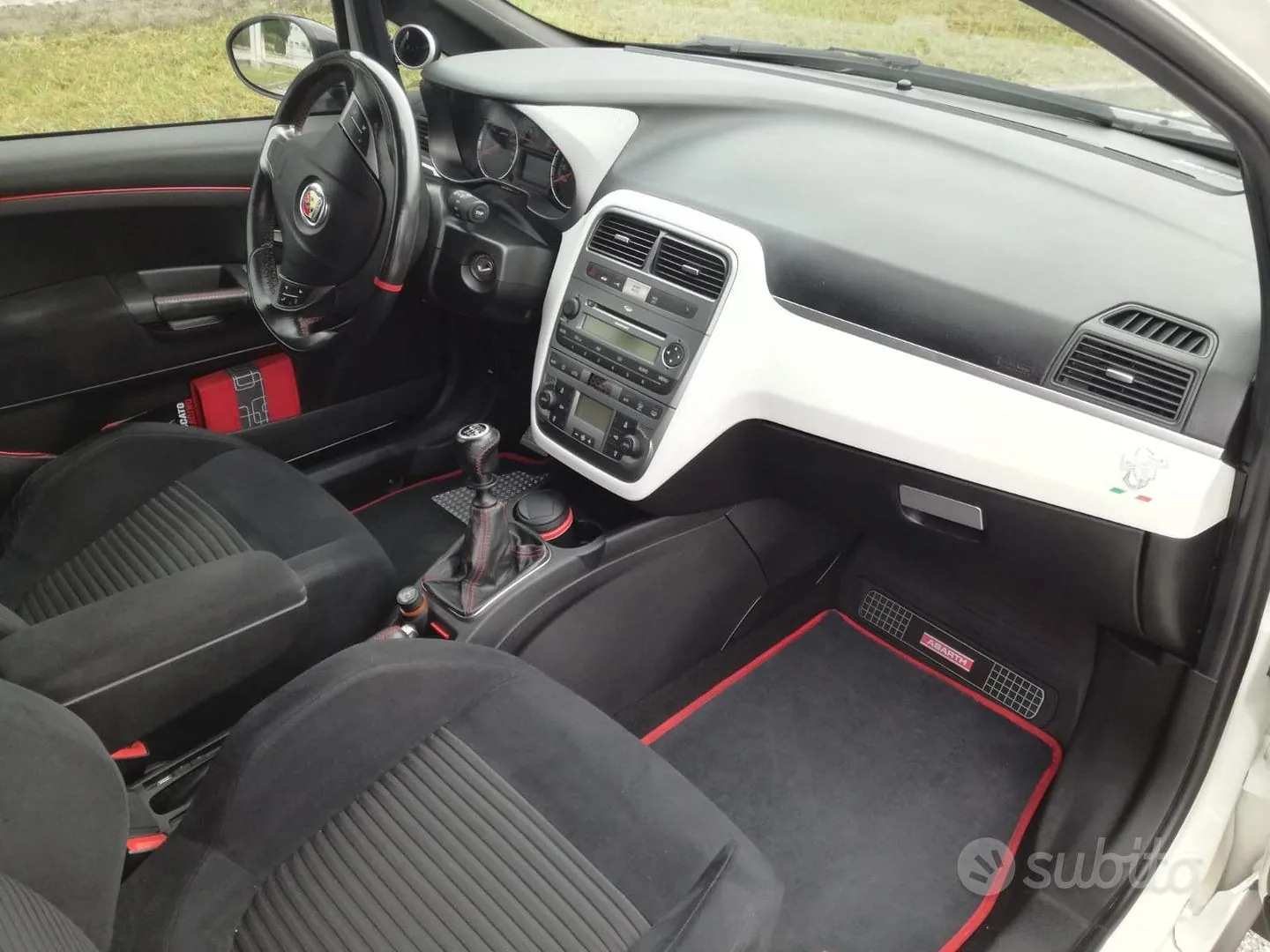 Fiat Punto 2008 photo 2