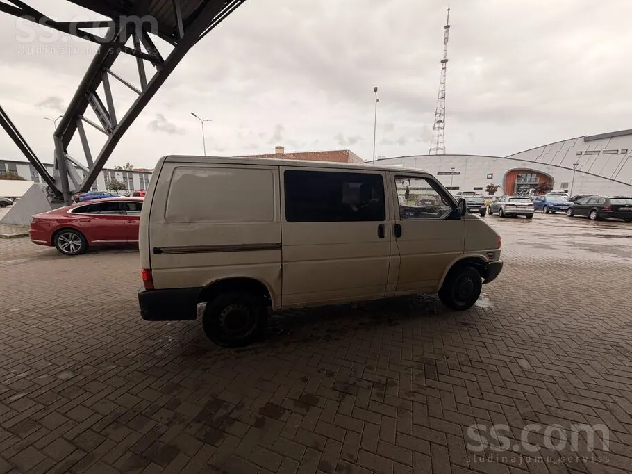 Volkswagen T4 1998 photo 4