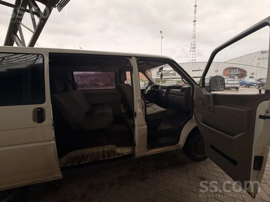 Volkswagen T4 1998 photo 5