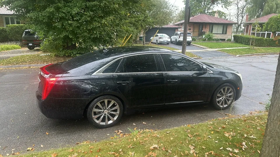 Cadillac Xts 2014 photo 2