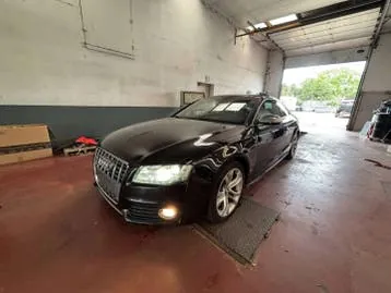 Audi Coupé S5 2010 photo 2