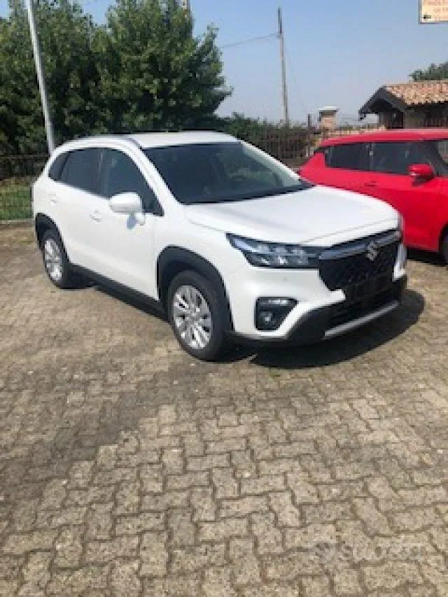 Suzuki S-Cross photo 2