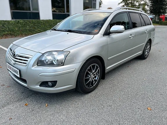 Toyota Avensis 2006 photo 3